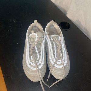 White womans air max 97